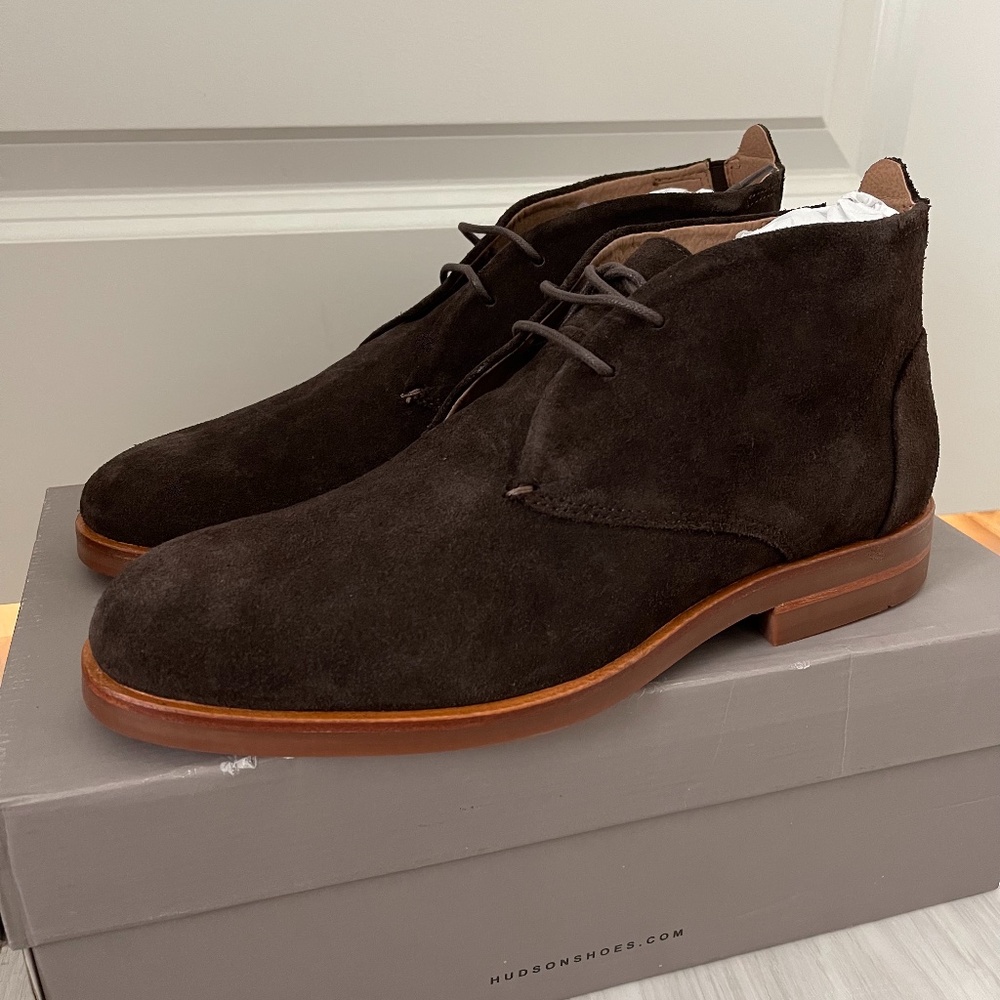 H by Hudson Men's Matteo Suede Chukka Size 8